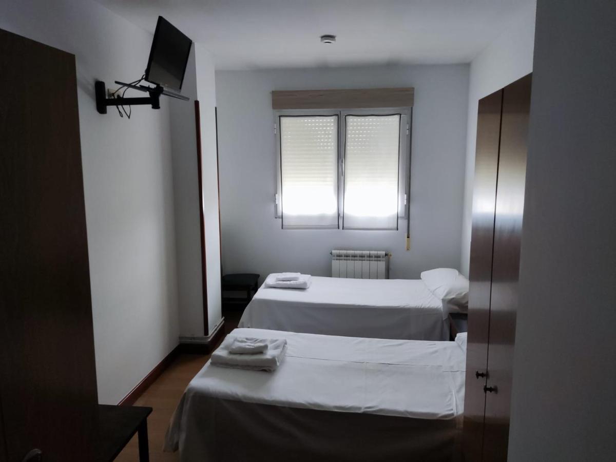 Pension Las Matillas Miranda de Ebro Exteriör bild