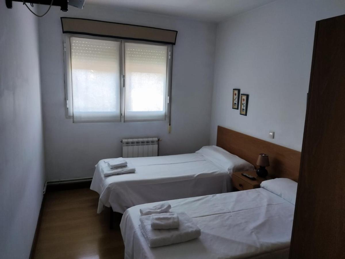 Pension Las Matillas Miranda de Ebro Exteriör bild