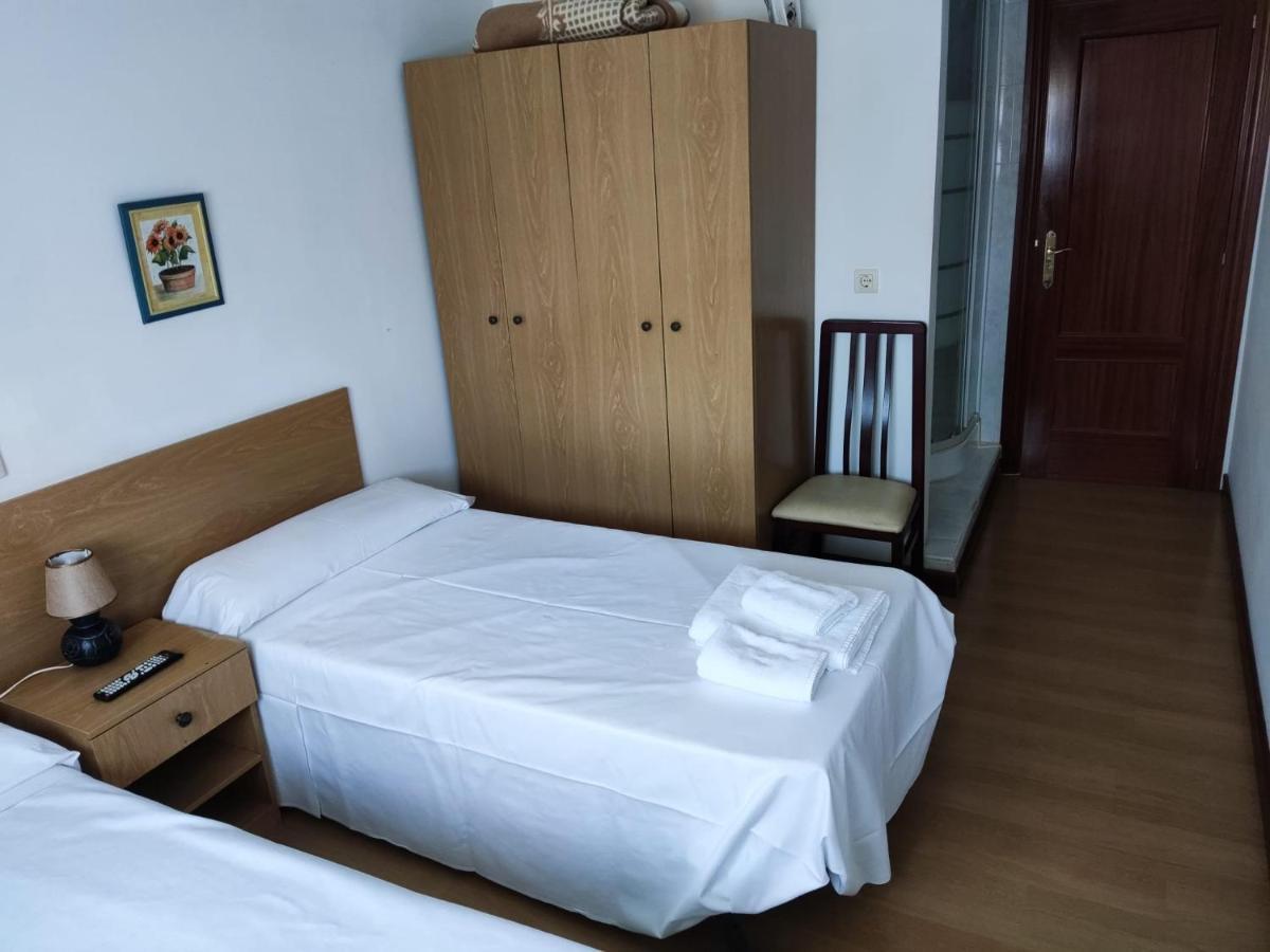 Pension Las Matillas Miranda de Ebro Exteriör bild