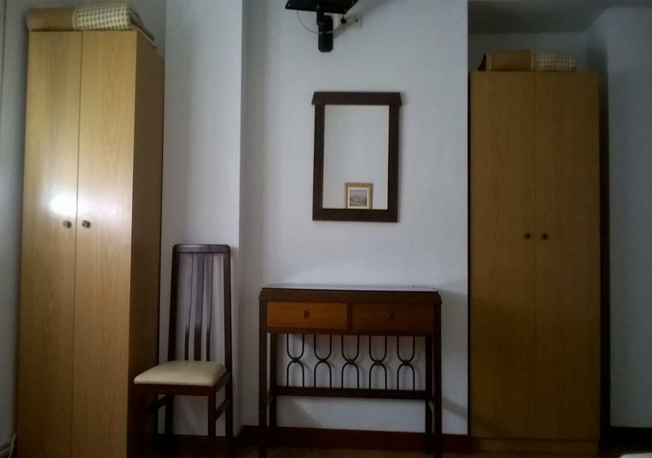 Pension Las Matillas Miranda de Ebro Exteriör bild